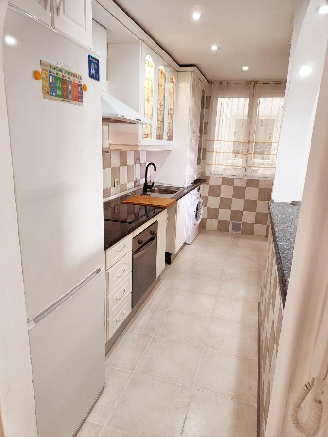 2Bdr Sunny Apartment With Pool And Private Parking In Benalmádena Exterior foto